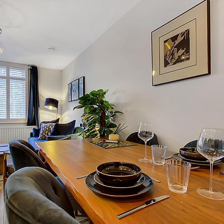 Stylish, Business Traveller Friendly Apartment, With Free Parking And Netflix Farnborough  Eksteriør bilde